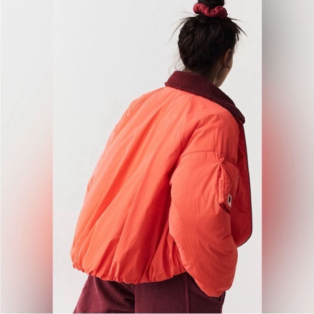 FP Movement Outpost Bomber Jacket Sherpa S puffer… - image 3